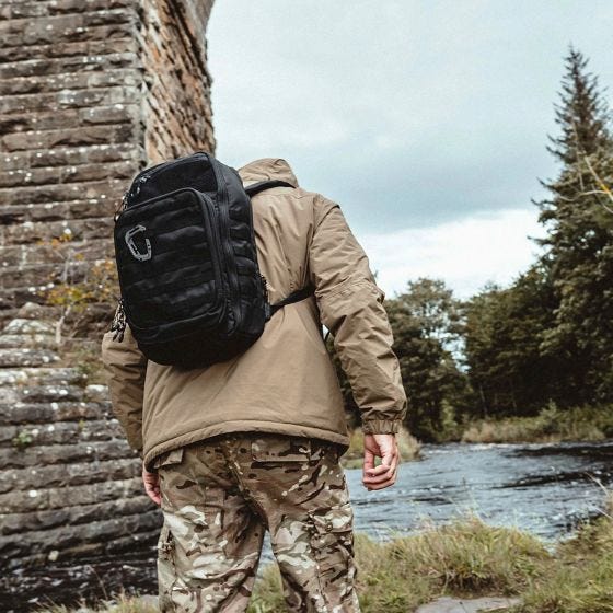 Highlander Forces Harrier Pakke 25 L - Sort